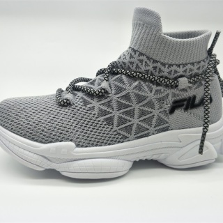 Chaussettes de sport à la mode avec chaussures de sport flyknit pour enfants