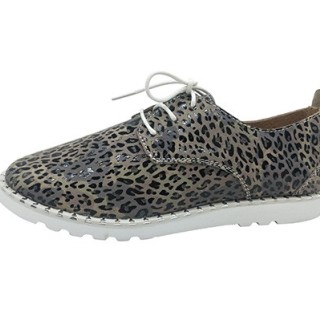 Chaussures en cuir plates pour femmes