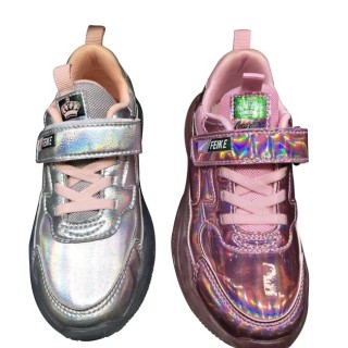 La mode a adapté des chaussures de sport pour les baskets occasionnelles extérieures d'unité centrale de fille pour des enfants