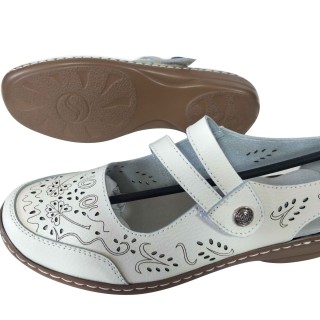 Female hollow out baotou summer leather shoes comfortable soft sandal