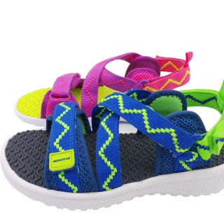 Sandale pour enfants avec tige en bande Webbon et semelle extérieure en EVA, douce et confortable