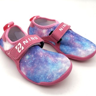 Kinder Wasserschuhe Atmungsaktive Wasserschuhe, bequem und modisch