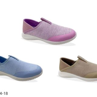 women's casual shoes; flyknit upper and eva outsole