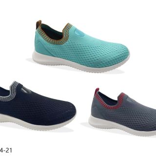 Men's casual shoes; flyknit upper and eva outsole. breathable