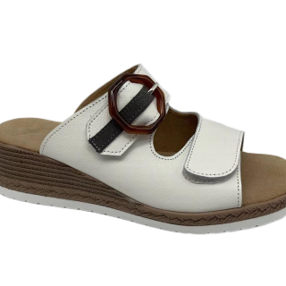 Wholesale new comfortable genuine leather sandals ladies PU upper fancy sandals for ladies