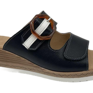 Wholesale new comfortable genuine leather sandals ladies PU upper fancy sandals for ladies