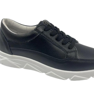 Wholesale Women Loafers Shoes Ladies Black And White Thick Bottom Shoes Comfortable Leather Loafers Shoes For Women