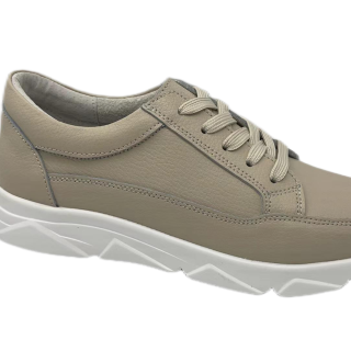 Wholesale Women Loafers Shoes Ladies Black And White Thick Bottom Shoes Comfortable Leather Loafers Shoes For Women