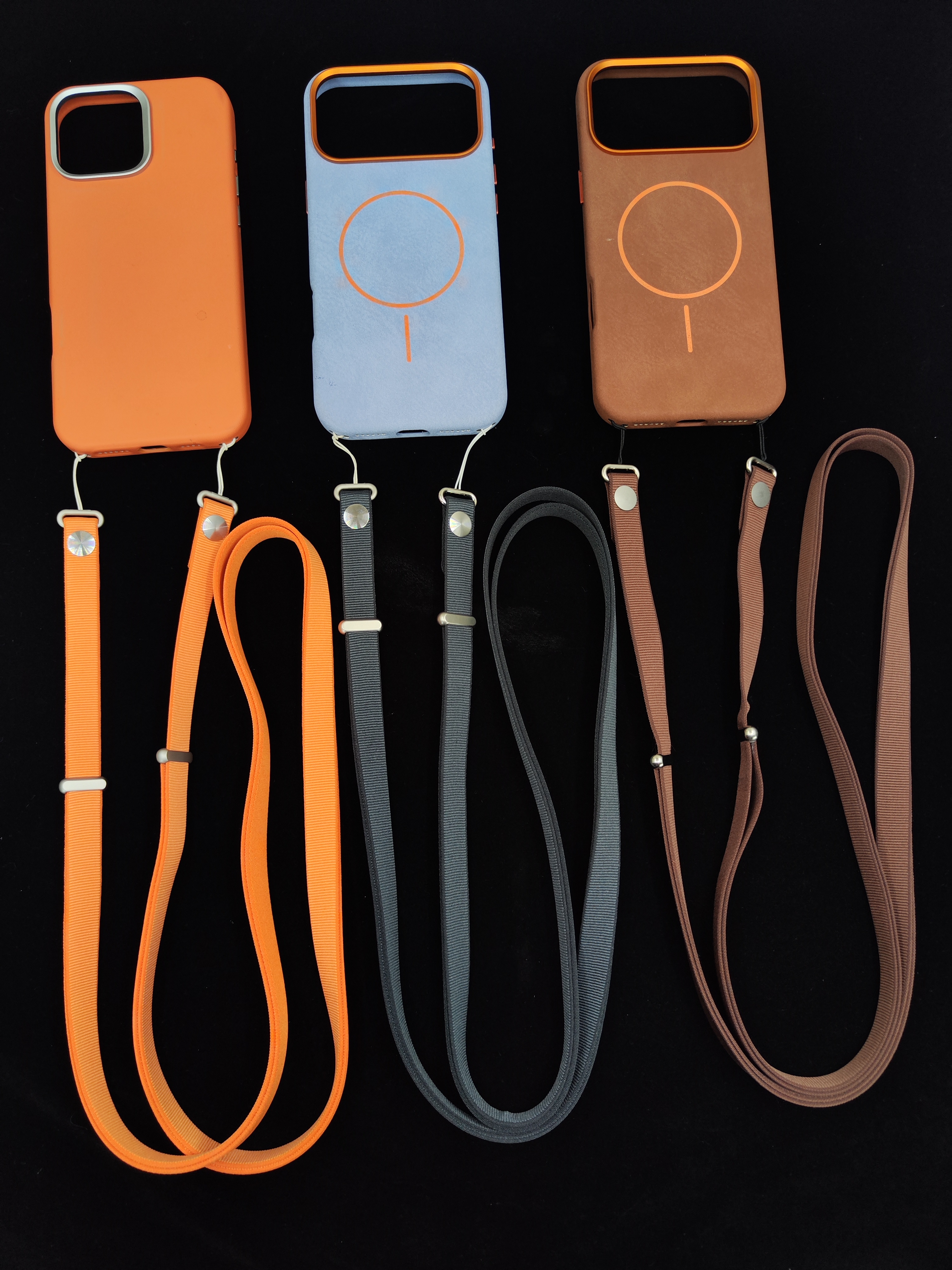2025 New magnetic lanyard iphone 17 case crossbody lanyard