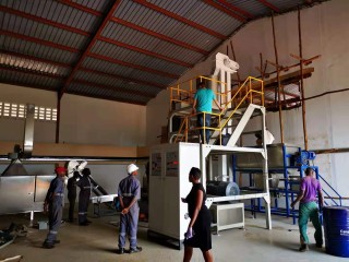 Our engineer go to Uganda install 1t/h floating fish feed processing line in March 2019