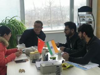 Welocme India pelanggan untuk kami mesin kedelai pembuatan protein