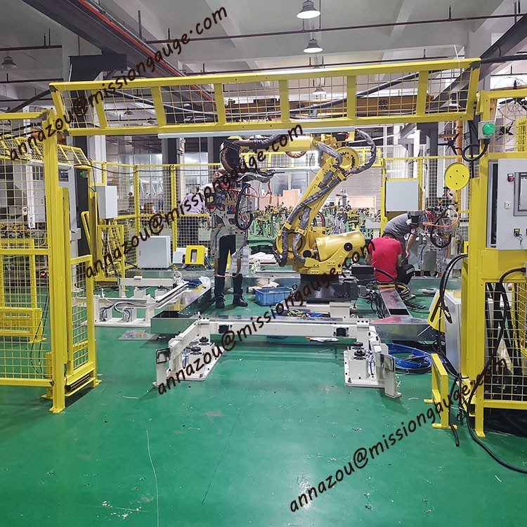 Китай Автомобильная роботизированная сварка Ячейка быстрой дуговой сварки Конструкция ячейки точечной сварки, производитель
