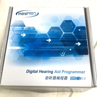 Programmeur de prothèses auditives numériques