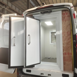 साउंड प्रूफ बूथ