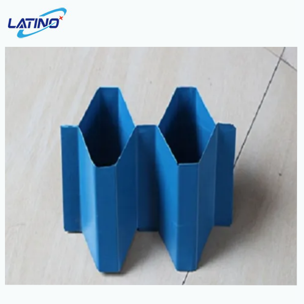 ผู้ตั้งถิ่นฐานท่อพีวีซีสีน้ำเงิน Lamella