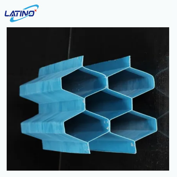 ผู้ตั้งถิ่นฐานท่อพีวีซีสีน้ำเงิน Lamella