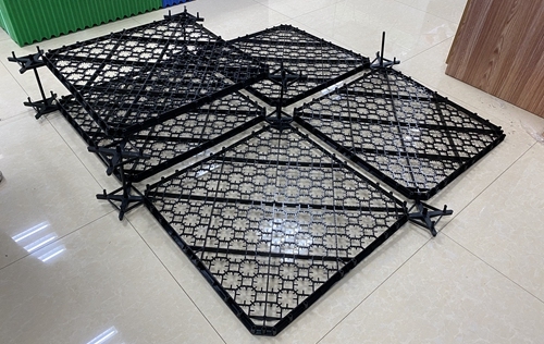 Nouveau chargement pour le remplissage de la grille dorée de la tour de refroidissement