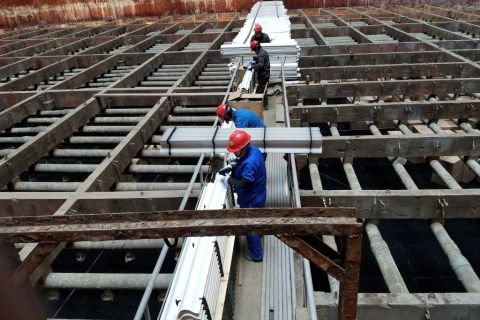 Penggantian Menara Penyejuk Musim Bunga