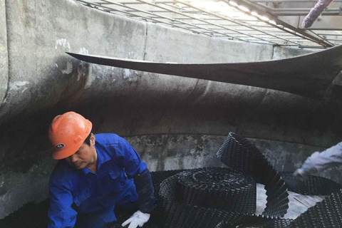 Faedah penggantian biasa dan pembersihan pengisi menara penyejuk