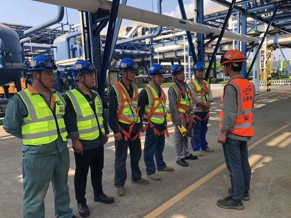 Proyek Sedang Berlangsung Untuk Layanan Menara Pendingin Basah & Kondensor Pendingin Udara